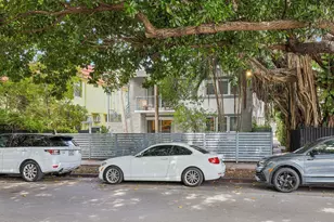 740 Meridian Ave, Miami Beach, FL 33139 - Photo 2