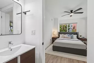 740 Meridian Ave, Miami Beach, FL 33139 - Photo 18