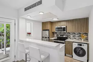 740 Meridian Ave, Miami Beach, FL 33139 - Photo 8