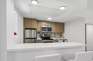 740 Meridian Ave, Miami Beach, FL 33139 - Photo 12