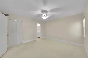 2518 NW 89th Dr, Coral Springs, FL 33065 - Photo 16