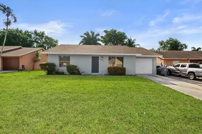 7406 Willow Spring Circle N, Boynton Beach, FL 33436 - Photo 1