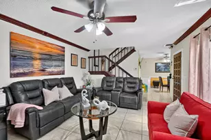 1610 Forest Lakes Cir, West Palm Beach, FL 33406 - Photo 6