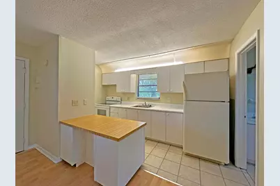1021 SE Monterey Road #A22, Stuart, FL 34994 - Photo 6