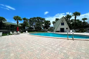 1021 SE Monterey Rd, Stuart, FL 34994 - Photo 14