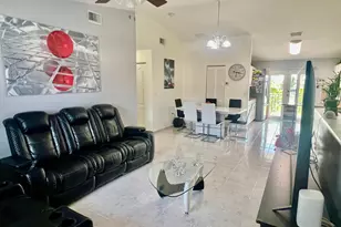 10903 W Okeechobee Rd, Hialeah, FL 33018 - Photo 28