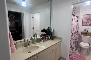 10903 W Okeechobee Rd, Hialeah, FL 33018 - Photo 10