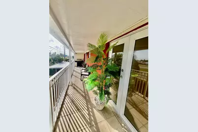 10903 W Okeechobee Road #201, Hialeah, FL 33018 - Photo 2