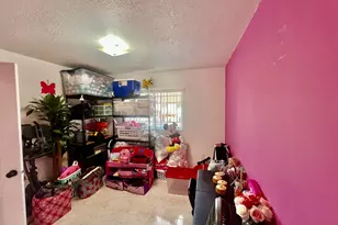 10903 W Okeechobee Rd, Hialeah, FL 33018 - Photo 24