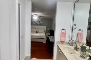 10903 W Okeechobee Rd, Hialeah, FL 33018 - Photo 12