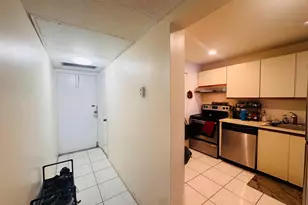 8025 S Colony Cir, Tamarac, FL 33321 - Photo 8