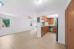1627 NE 7th St, Fort Lauderdale, FL 33304 - Photo 6