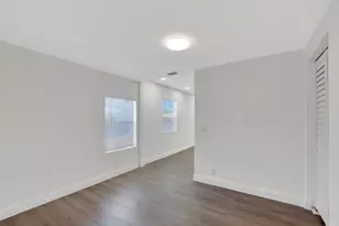 950 29th St, West Palm Beach, FL 33407 - Photo 12