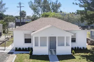 950 29th St, West Palm Beach, FL 33407 - Photo 1