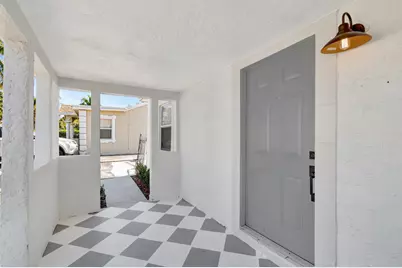 950 29th Street, West Palm Beach, FL 33407 - Photo 2