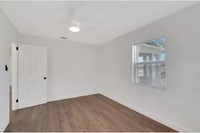 950 29th Street, West Palm Beach, FL 33407 - Photo 14