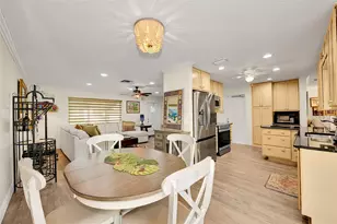 1010 NW 89th Way, Plantation, FL 33322 - Photo 10