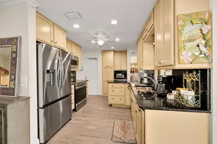 1010 NW 89th Way, Plantation, FL 33322 - Photo 12
