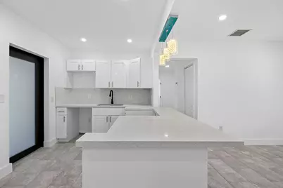9001 NW 32nd Ct Road, Miami, FL 33147 - Photo 30