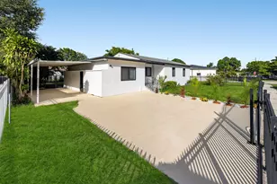 9001 NW 32nd Ct Rd, Miami, FL 33147 - Photo 10