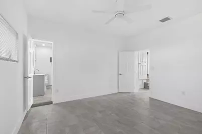 9001 NW 32nd Ct Road, Miami, FL 33147 - Photo 16