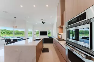 4197 Finishline Terrace, Davie, FL 33330 - Photo 4