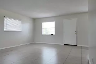 227 Castlewood Dr, North Palm Beach, FL 33408 - Photo 2