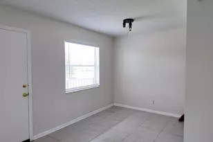 227 Castlewood Dr, North Palm Beach, FL 33408 - Photo 6