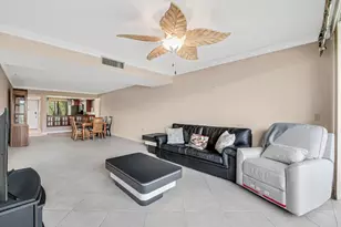 6169 Balboa Cir, Boca Raton, FL 33433 - Photo 8