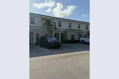 493 NE 5th Place, Florida City, FL 33034 - Photo 4