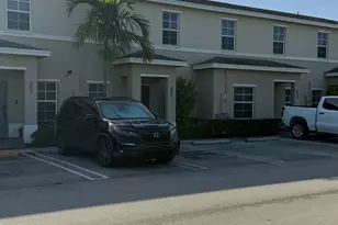 493 NE 5th Pl, Florida City, FL 33034 - Photo 4