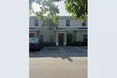 493 NE 5th Place, Florida City, FL 33034 - Photo 2