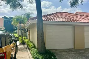 225 Old Meadow Way, Palm Beach Gardens, FL 33418 - Photo 2