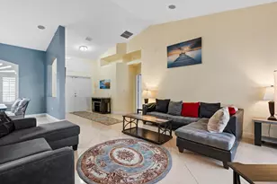 286 NW Bayshore Blvd, Port Saint Lucie, FL 34983 - Photo 8