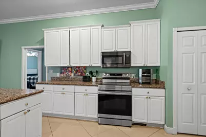 286 NW Bayshore Boulevard, Port Saint Lucie, FL 34983 - Photo 14