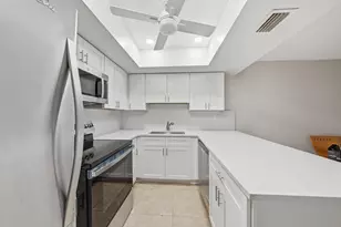 52 Canterbury Ln, Tamarac, FL 33319 - Photo 1