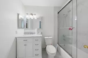 52 Canterbury Ln, Tamarac, FL 33319 - Photo 18