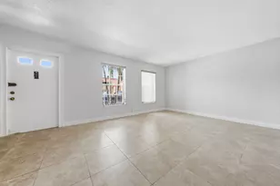 52 Canterbury Ln, Tamarac, FL 33319 - Photo 8