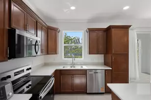 4574 Longwood Lake Sq, The Acreage, FL 33470 - Photo 6