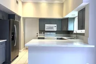 10110 NW 5th St, Plantation, FL 33324 - Photo 6
