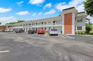 10000 Meridian Way N, Palm Beach Gardens, FL 33410 - Photo 2