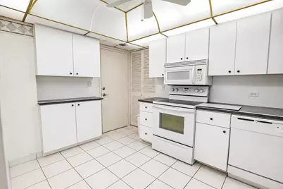 401 N Ocean Boulevard #1704, Pompano Beach, FL 33062 - Photo 12