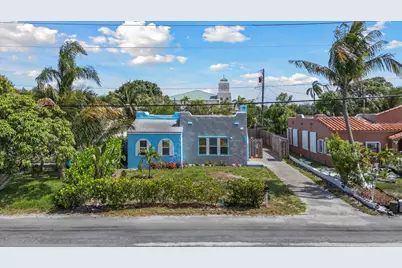 120 NW 4th Avenue, Boynton Beach, FL 33435 - Photo 1