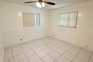118 SE 10th Ct, Deerfield Beach, FL 33441 - Photo 6