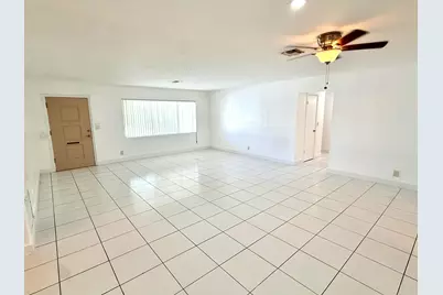 118 SE 10th Court, Deerfield Beach, FL 33441 - Photo 2