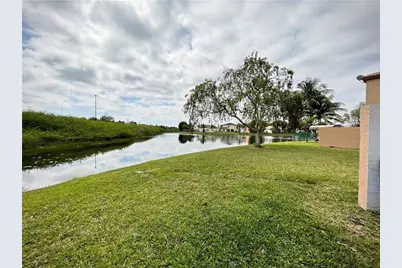 777 NW 151st Avenue, Pembroke Pines, FL 33028 - Photo 24