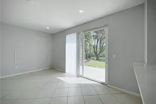 777 NW 151st Ave, Pembroke Pines, FL 33028 - Photo 8