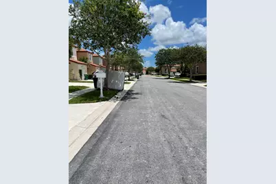 777 NW 151st Avenue, Pembroke Pines, FL 33028 - Photo 48