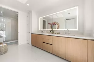 475 E Royal Palm Rd, Boca Raton, FL 33432 - Photo 20