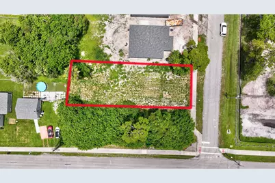 5684 SE 45th Avenue SE, Stuart, FL 34997 - Photo 1